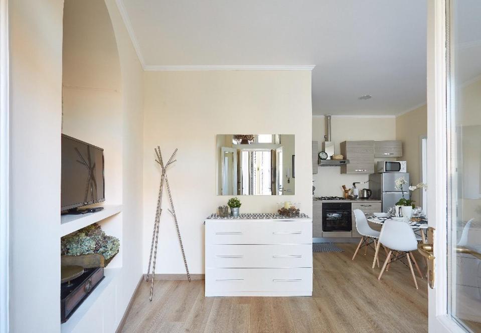 Beautiful Bohemian Apartment In Center Conditioned Air Como Eksteriør bilde