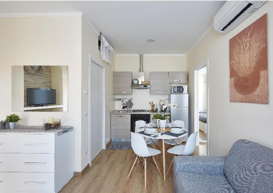 Beautiful Bohemian Apartment In Center Conditioned Air Como Eksteriør bilde