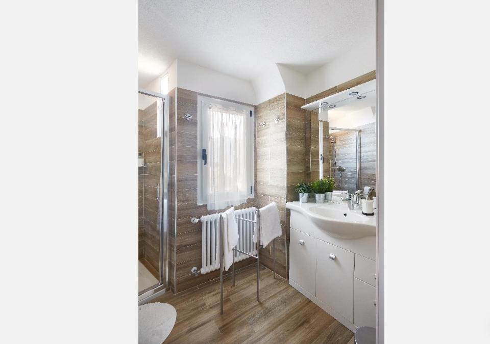 Beautiful Bohemian Apartment In Center Conditioned Air Como Eksteriør bilde