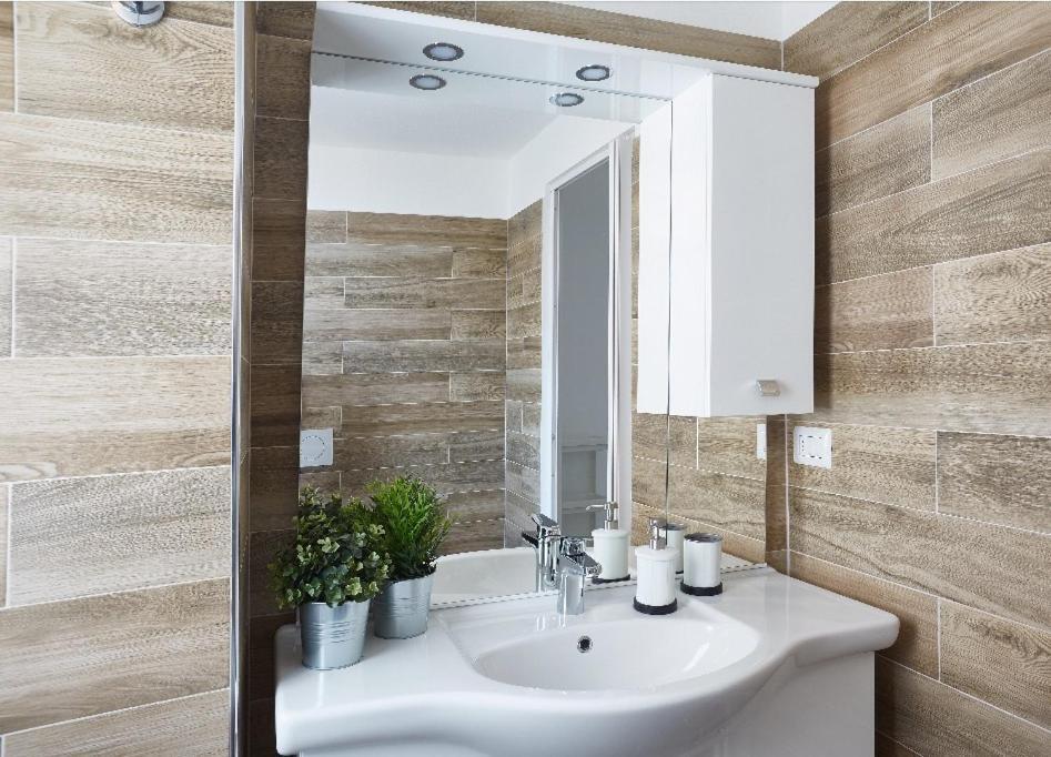 Beautiful Bohemian Apartment In Center Conditioned Air Como Eksteriør bilde